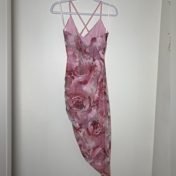 Dreamy Floral Ruched Mesh Midi Dress - Picture 4 of 5